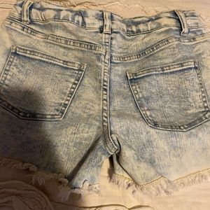 target art class shorts